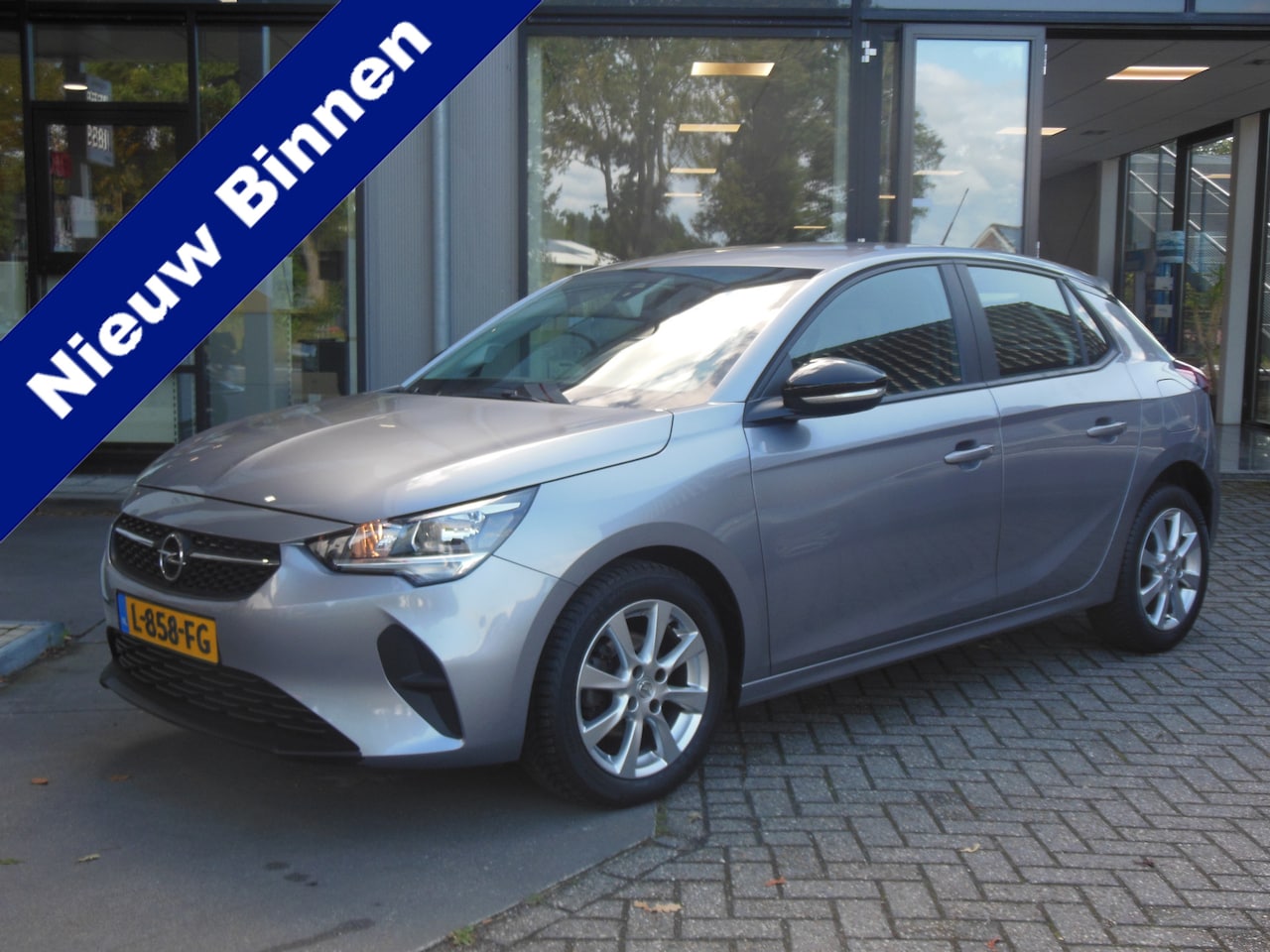 Opel Corsa - 1.2 Edition Staat in De Krim - AutoWereld.nl