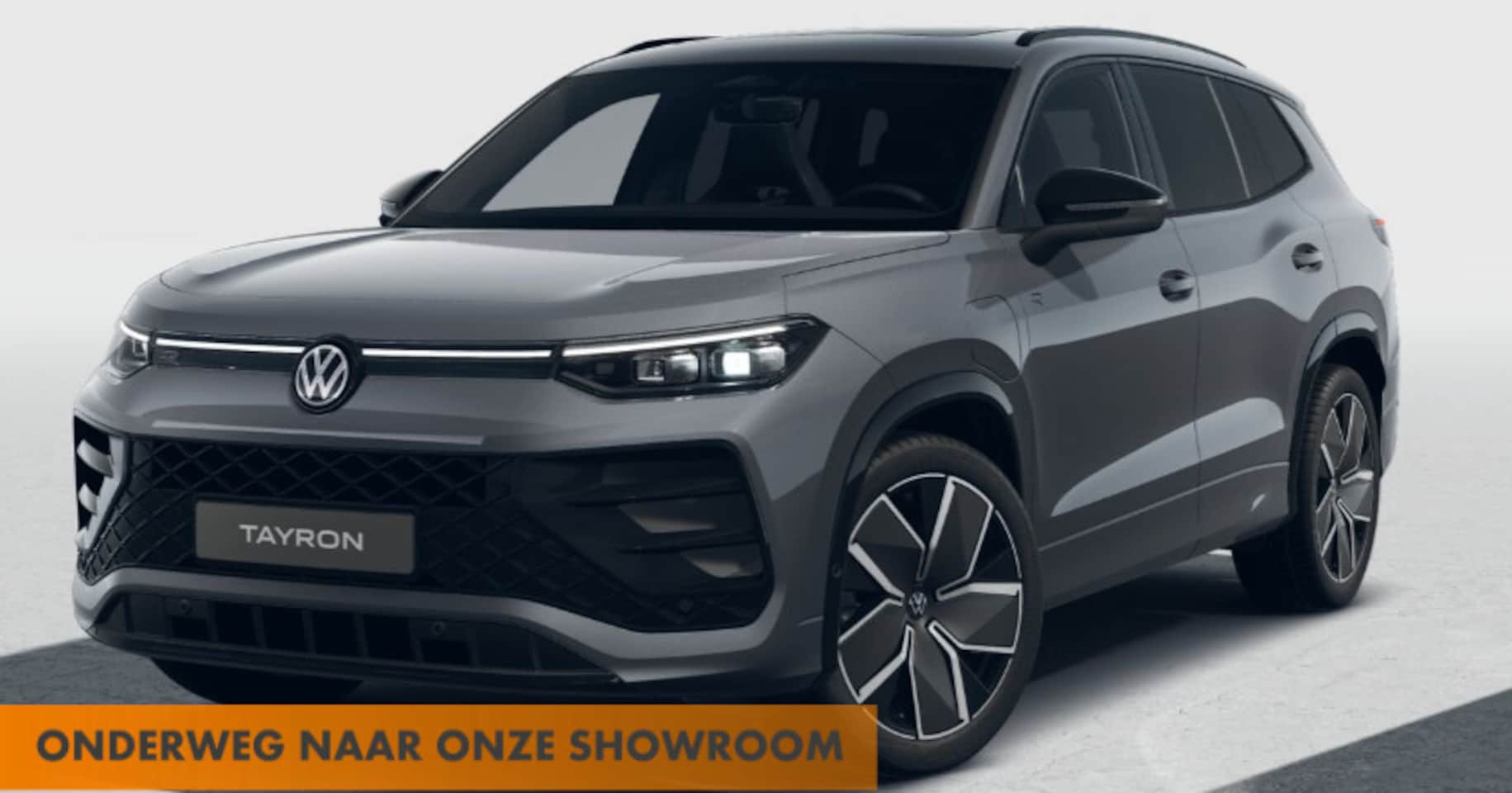 Volkswagen Tayron - 1.5 eHybrid R-Line Edition 272PK l Pano l Electrische Trekhaak l Black Pack l Stoelverwarm - AutoWereld.nl