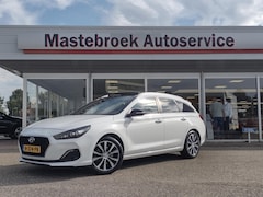 Hyundai i30 Wagon - 1.4 T-GDI Premium Staat in Hardenberg