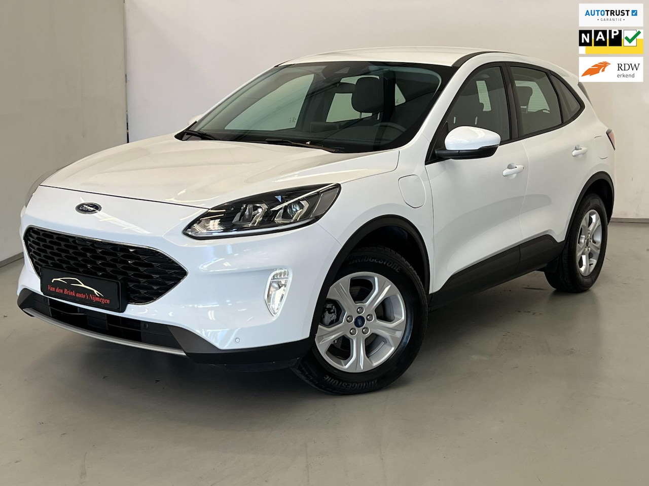 Ford Kuga - 2.5 PHEV / 1e eig / BTW / CarPlay / Stoelverwarming - AutoWereld.nl