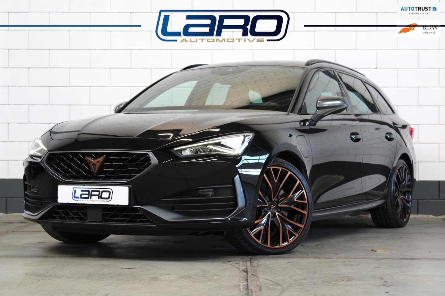CUPRA Leon Sportstourer - 1.4 e-Hybrid VZ Adrenaline | Trekhaak ACC Sfeer CarPlay Winter Elek klep - AutoWereld.nl