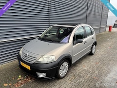 Citroën C3 - 1.6i-16V X-TR AUTOMAAT/ PANO/ AIRCO/ CRUISE CONTROLE/ NWE APK/ 5DRS