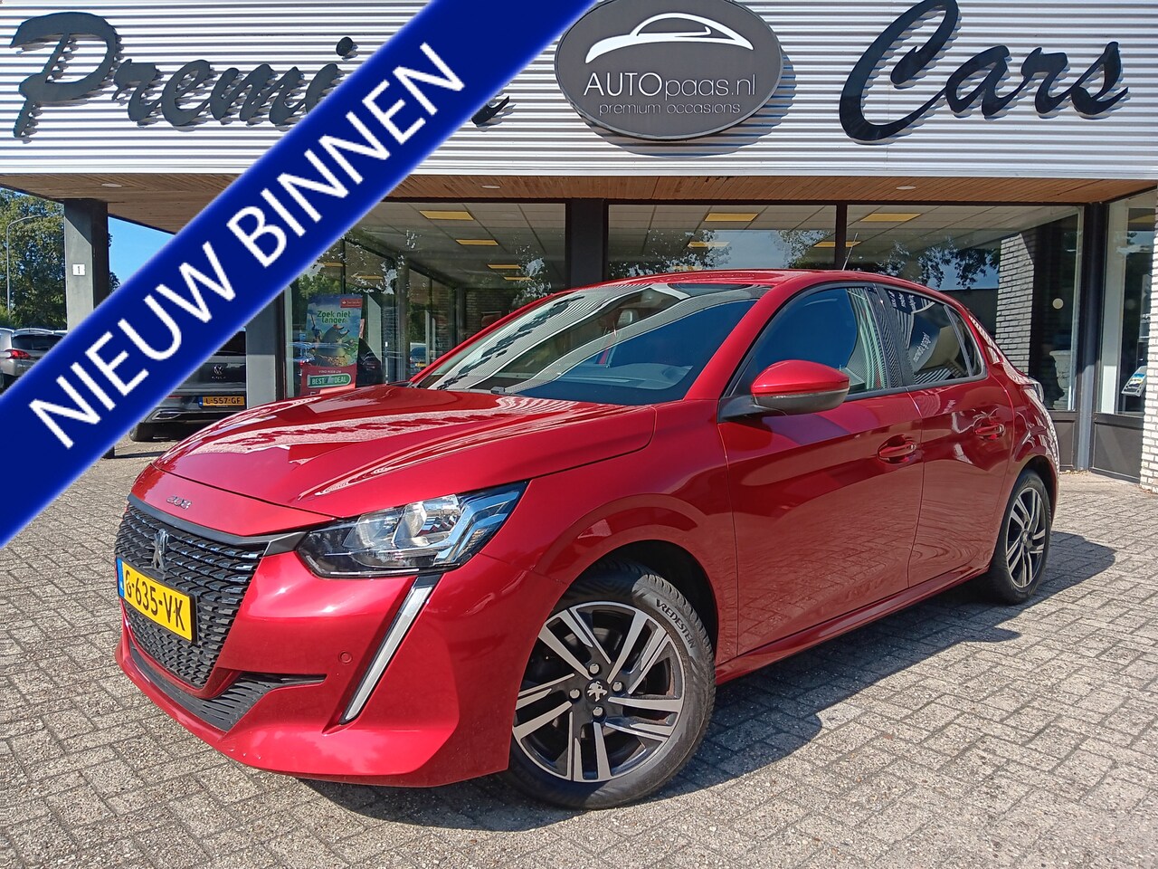 Peugeot 208 - 1.2 PureTech Blue Lease Allure|NAV|CRUISE|NW MODEL||1ste eig|30-12-2019|DISTRI V.V. - AutoWereld.nl