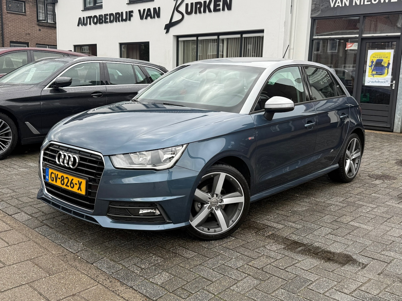 Audi A1 Sportback - 1.0 TFSI Adrenalin 1.0 TFSI Adrenalin, Navigatie,L.M.Velgen,Extra getint glas,Airco,Cruise control - AutoWereld.nl
