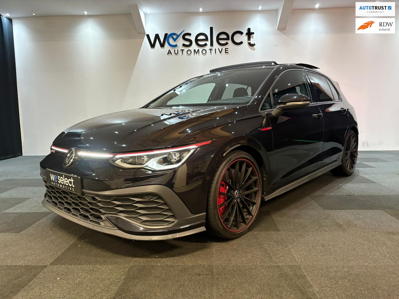 Volkswagen Golf - 2.0 TSI GTI Clubsport 45 Akra l Pano l Camera - AutoWereld.nl