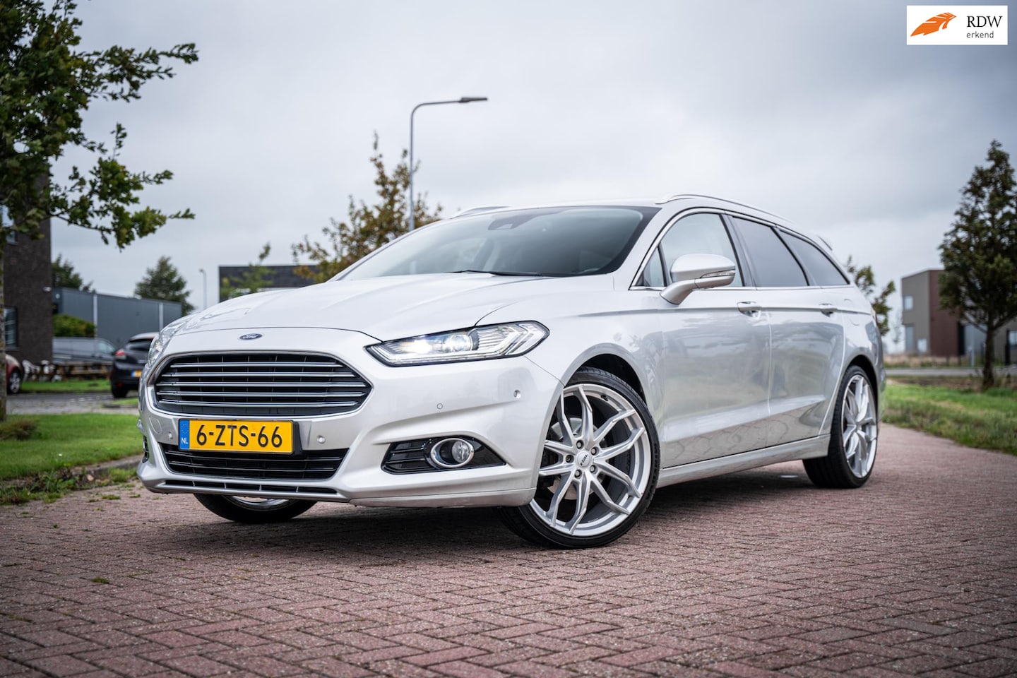 Ford Mondeo Wagon - 1.5 Titanium 1.5 Titanium - AutoWereld.nl