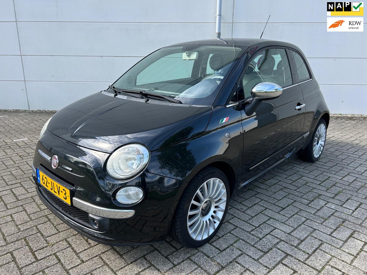 Fiat 500 - 1.2 Lounge Airco Automaat Apple Carplay Android Glazen dak - AutoWereld.nl