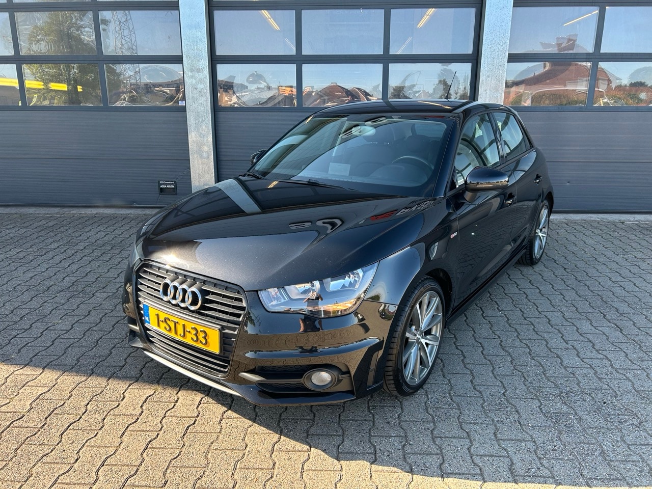 Audi A1 - 1.2 TFSI Admired 1.2 TFSI 86pk Admired - AutoWereld.nl