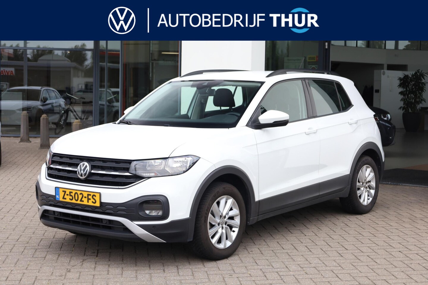 Volkswagen T-Cross - 1.0 TSI Life parkeersensoren voor en achter, side assist dodehoek sensor, navigatie, 16" L - AutoWereld.nl