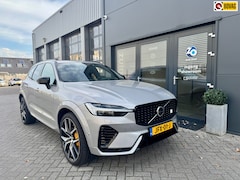 Volvo XC60 - 2.0 T8 Plug-in-hybrid AWD Polestar Engineered, Bowers&Wilkins | Head