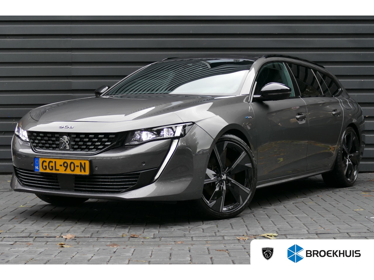 Peugeot 508 SW - 1.6 HYBRID 225PK GT AUTOMAAT / NAVI / CLIMA / PDC / 20"LMV / CAMERA / PANO.DAK / AGR / KEY - AutoWereld.nl