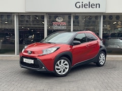 Toyota Aygo X - 1.0 VVT-i Pulse Plus Bi-Tone | Keyless, Stoelverwarming, Apple CarPlay/Android Auto, Priva