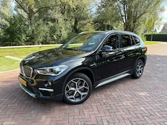 BMW X1 - 2.0i xDrive High Executive