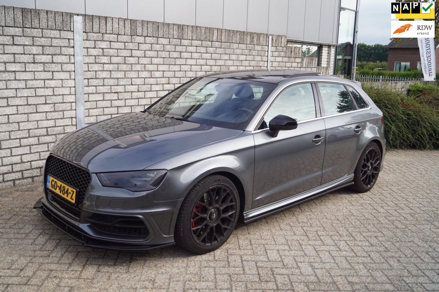 Audi A3 Sportback - 2.0 TFSI S3 quattro Pro Line Plus Leder Sportst Stoelver Panodak Navi Camera Clima Cruise - AutoWereld.nl