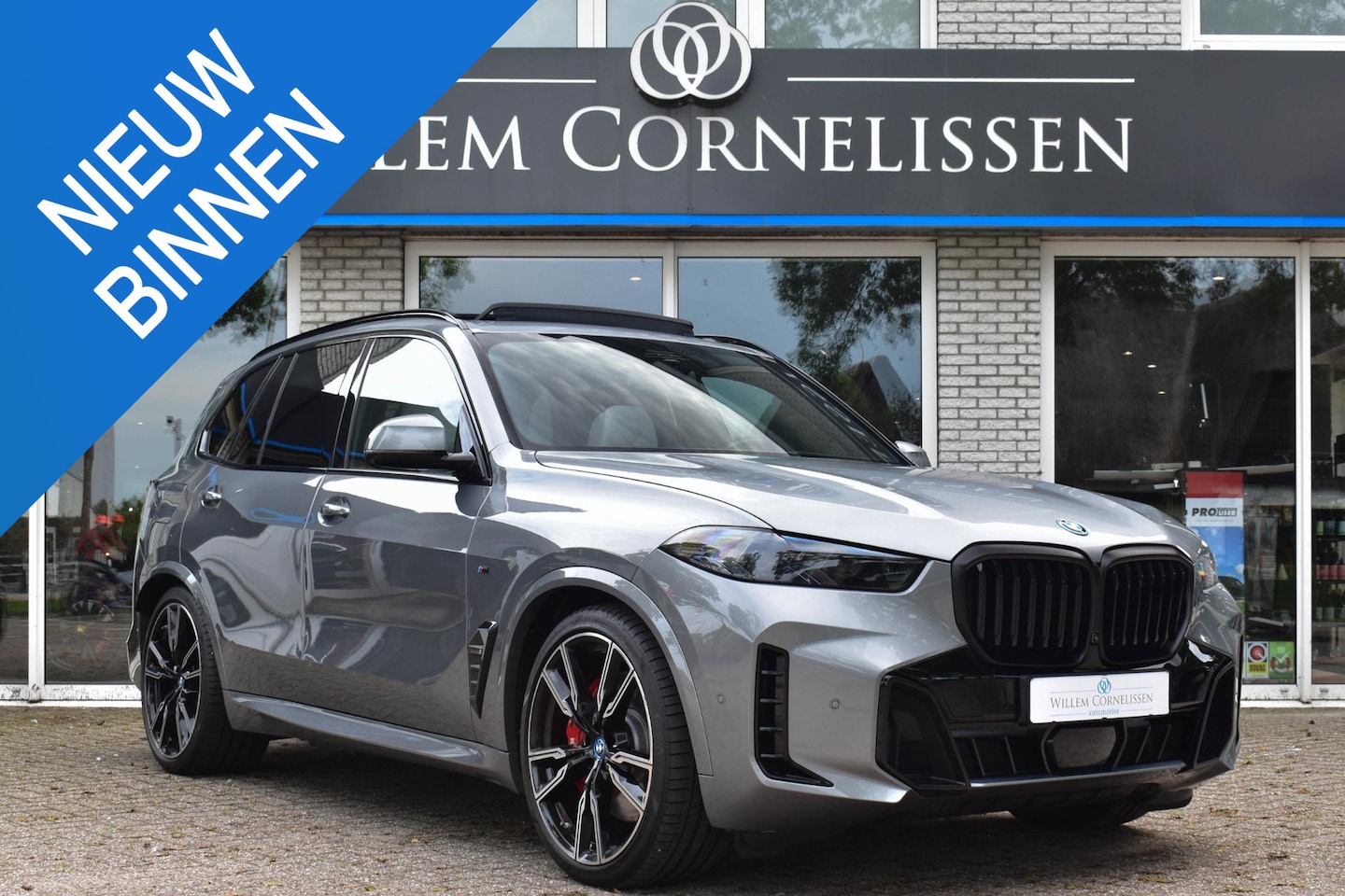 BMW X5 - xDrive50e M-Sport Pano Comf Zetels Trekhaak ACC - AutoWereld.nl