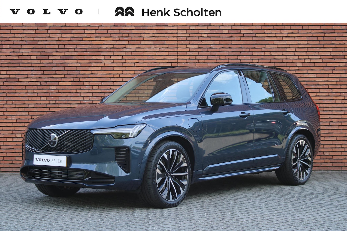 Volvo XC90 - T8 Plug-in hybrid AWD Ultra Dark | Trekhaak | Bowers & Wilkins | Luchtvering | 360 Graden - AutoWereld.nl