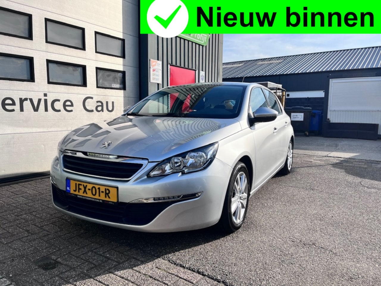 Peugeot 308 - 1.2 110PK Navi|Clima|LED|17inch - AutoWereld.nl