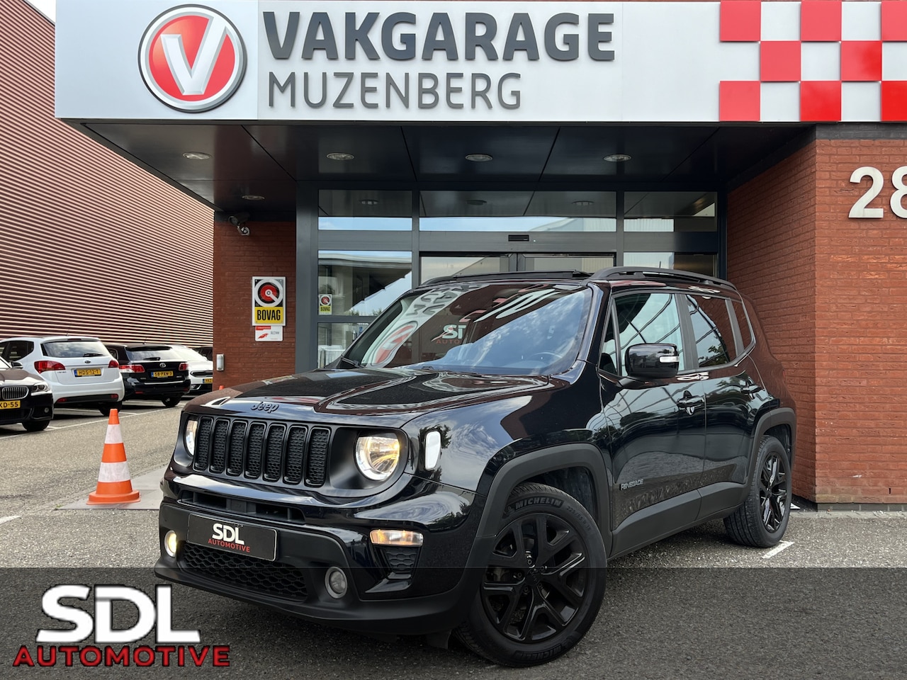 Jeep Renegade - 1.0T Limited // SCHUIF-KANTELDAK // NAVI // CLIMA // PDC // CRUISE // KEY LESS ENTRY // - AutoWereld.nl