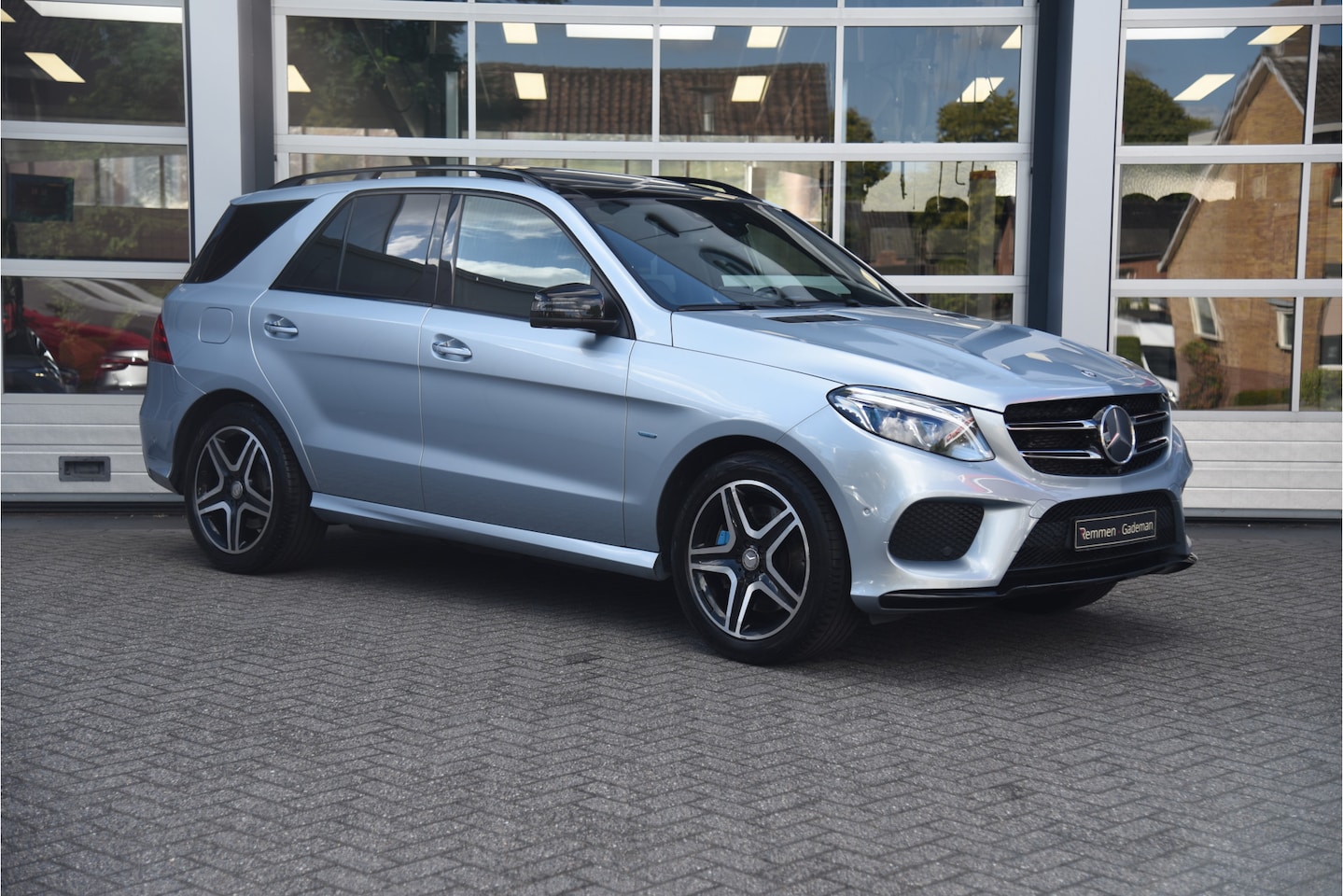 Mercedes-Benz GLE-Klasse - 500 e 4MATIC AMG Sport Edition 500 e 4MATIC AMG Sport Edition - AutoWereld.nl