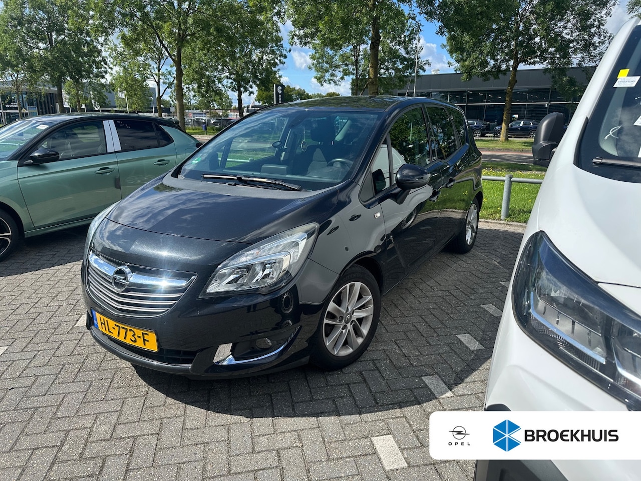 Opel Meriva - 1.4 Turbo Edition | TREKHAAK | PARKEERSENOSREN ACHTER | NAVIGATIE | CRUISE CONTROLE - AutoWereld.nl