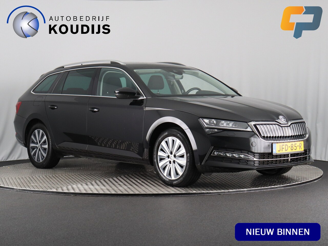 Skoda Superb Combi - 1.4 TSI iV Business Edition Plus 1.4 TSI iV Business Edition Plus (Elek. trekhaak / ACC / Stoelverw. V+A / Camera) - AutoWereld.nl