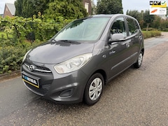 Hyundai i10 - 1.0 Black pack AIRCO / APK 7-2026 / ELEKTRISCHE RAMEN