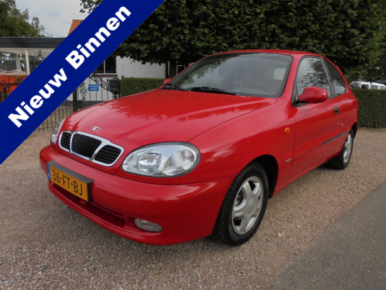 Daewoo Lanos - 1.5 SX **LET OP!! 1647 org.km.NAP**NIEUWSTAAT**1e EIGENARESSE** - AutoWereld.nl