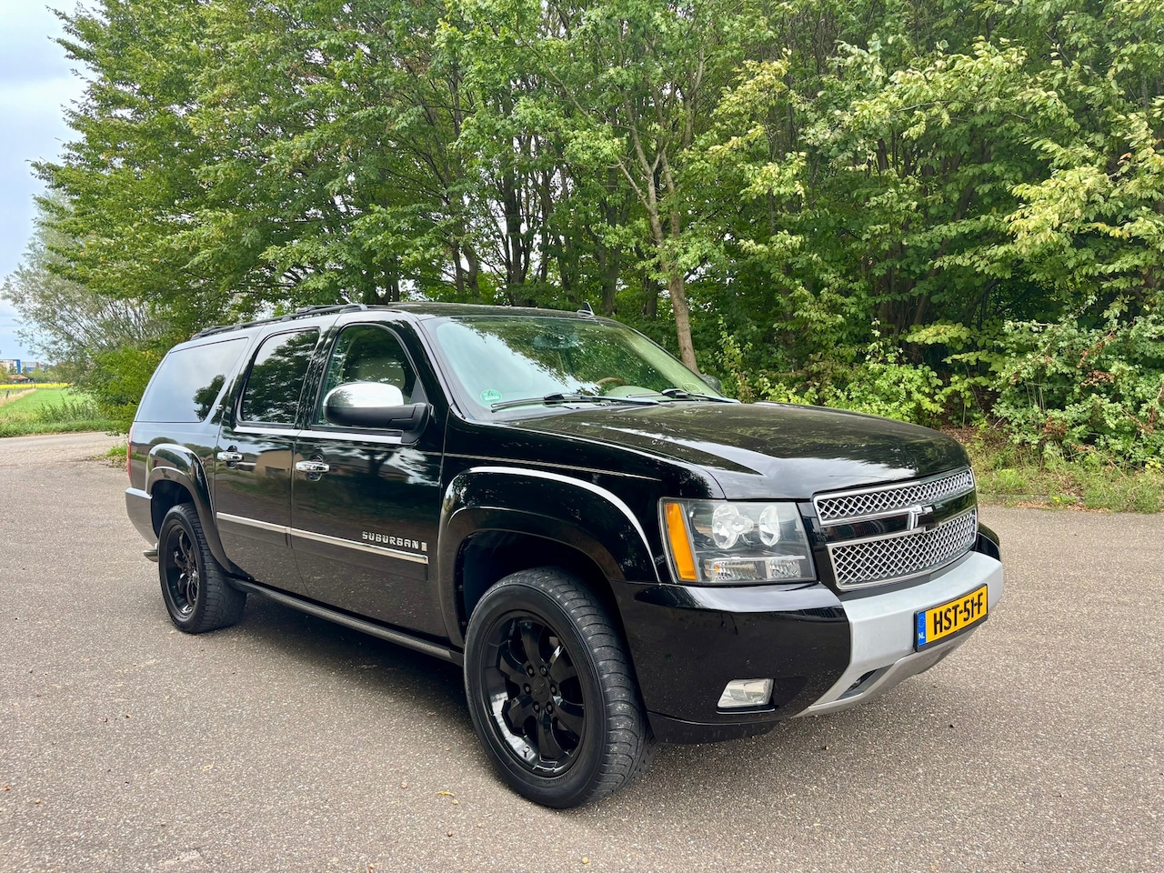 Chevrolet Suburban - LTZ | 6 pers. | Facelift. |topstaat | APK 10-2026! | - AutoWereld.nl
