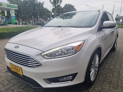 Ford Focus - 2.0 Automaat Leder Camera Unieke Auto