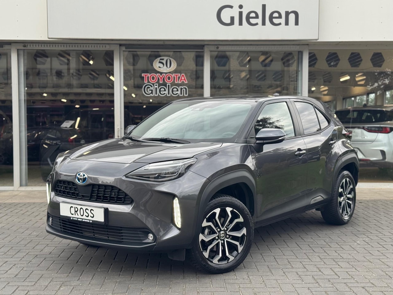 Toyota Yaris Cross - 1.5 Hybrid Dynamic Plus | Trekhaak, Dodehoekherkenning, Parkeersensoren, Stoelverwarming, - AutoWereld.nl