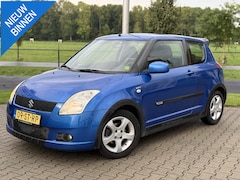Suzuki Swift - 1.5 Exclusive NL auto, Airco, sport pakket, NAP, nieuwe APK, keyless