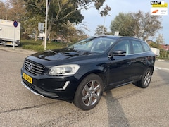 Volvo XC60 - 2.0 D4 FWD Summum INCLUSIEF BTW / airco / cruise.control / navi / camera / pdc / lmv / tre