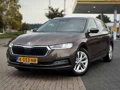 Skoda Octavia - 1.0 VIRTUAL COCKPIT ALCANTARA EL.TREKHAAK EL.ACHTERKLEP NL-AUTO