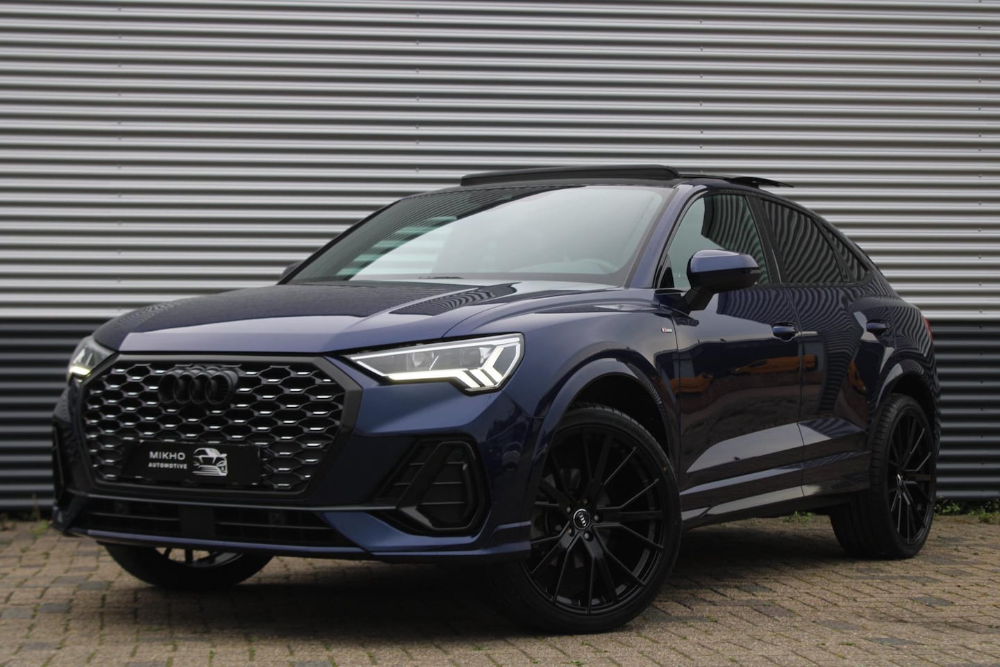Audi Q3 Sportback - 35 TFSI S-Line | Panoramadak | Camera | Apple carplay | Dodehoek | Keyless | Elektrische k - AutoWereld.nl