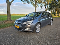 Opel Astra Sports Tourer - 1.4 Turbo Cosmo
