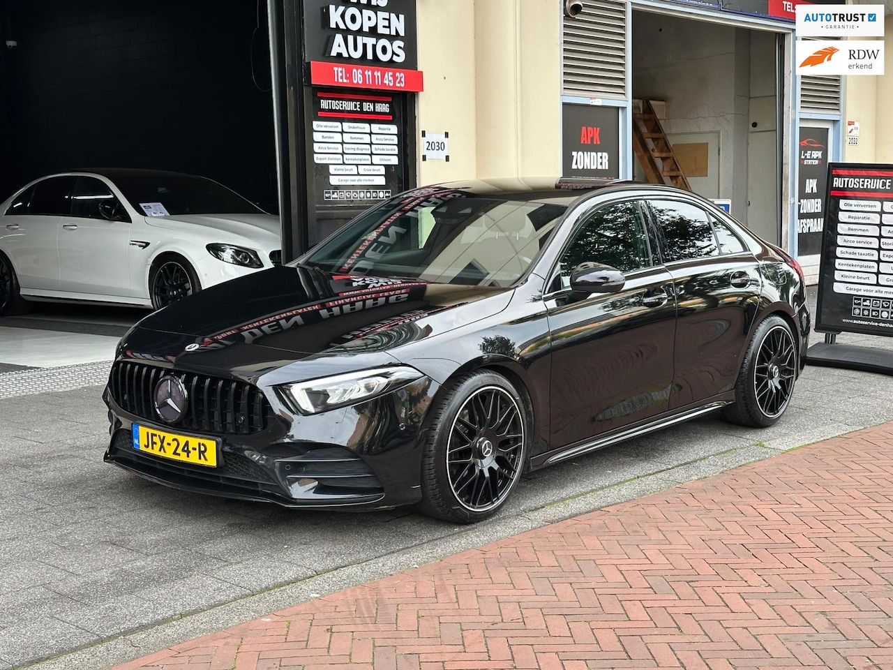 Mercedes-Benz A-klasse - 200 AMG Automaat Sfeerverlichting Inclusief BTW - AutoWereld.nl