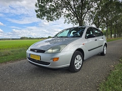Ford Focus - 1.6-16V Trend