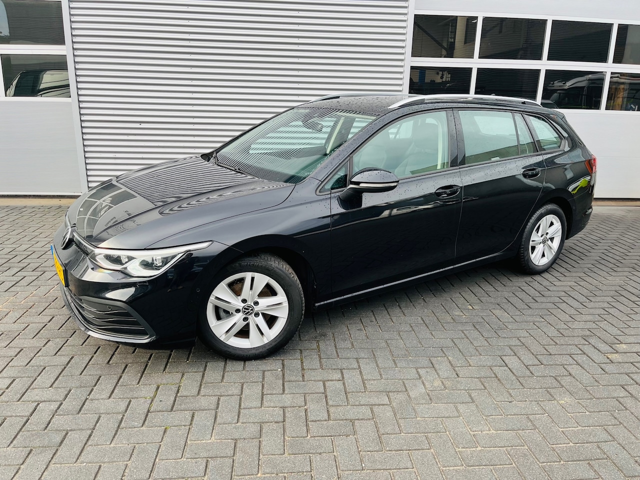 Volkswagen Golf Variant - 1.0 TSI Life Business 1.0 TSI Life Business - AutoWereld.nl