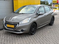 Peugeot 208 - 1.2 VTi Active Airco 5-Deurs Navigatie Distributie vervangen