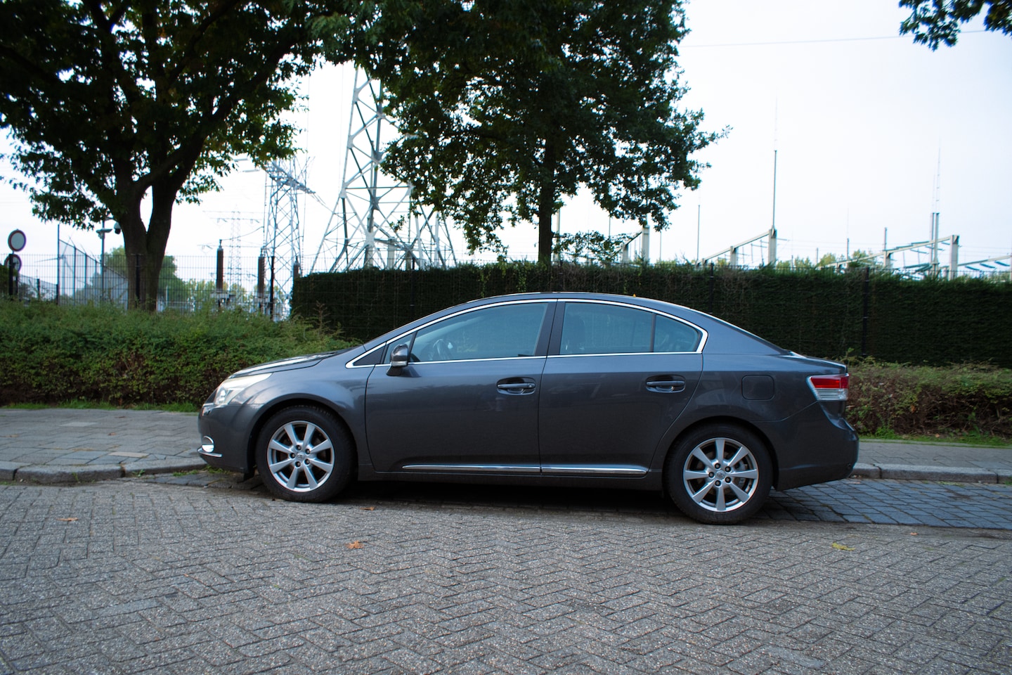 Toyota Avensis - 2.0 VVTi Executive Business - AutoWereld.nl