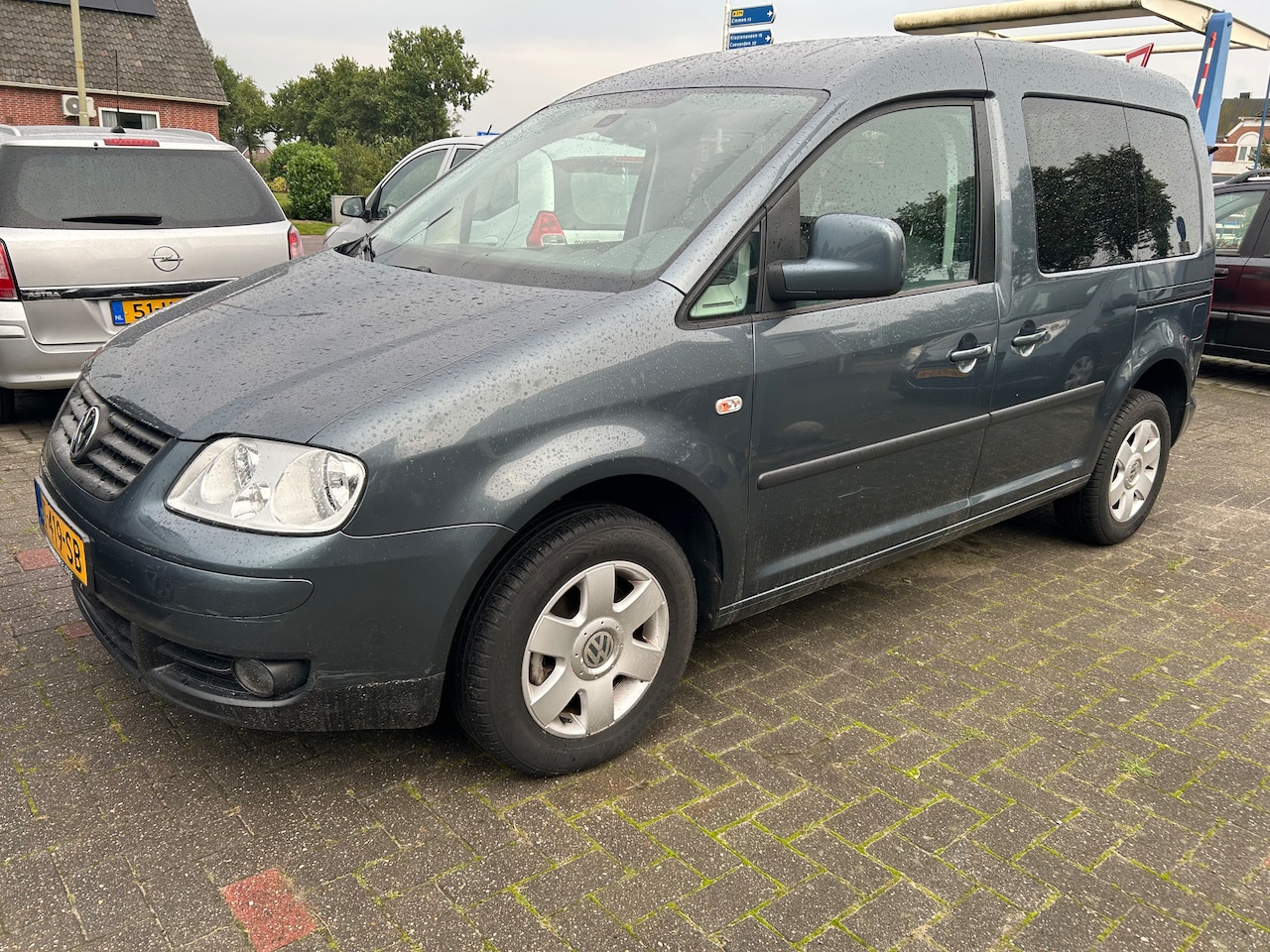 Volkswagen Caddy - 1.6 Comfortline 5p. 1.6 Comfortline 5p. - AutoWereld.nl
