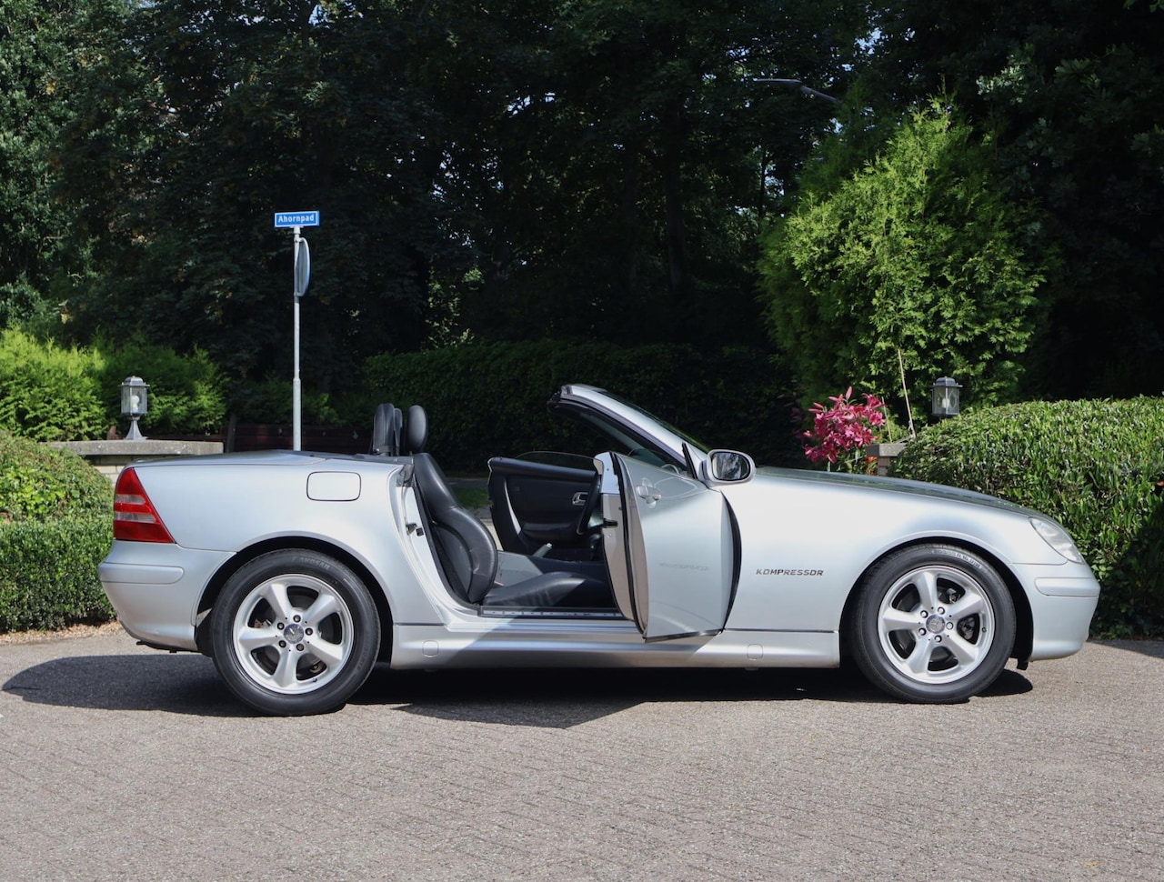 Mercedes-Benz SLK-klasse - 200 K. 163pk Origineel Nederlands Youngtimer Nwe APK - AutoWereld.nl