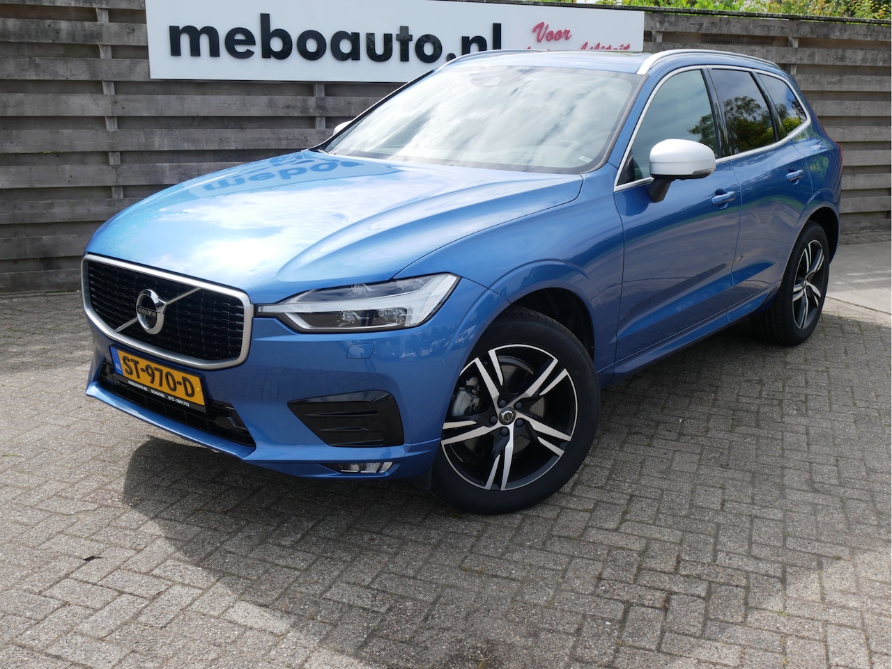 Volvo XC60 - 2.0 T5 AWD R-Design 2.0 T5 AWD R-Design - AutoWereld.nl