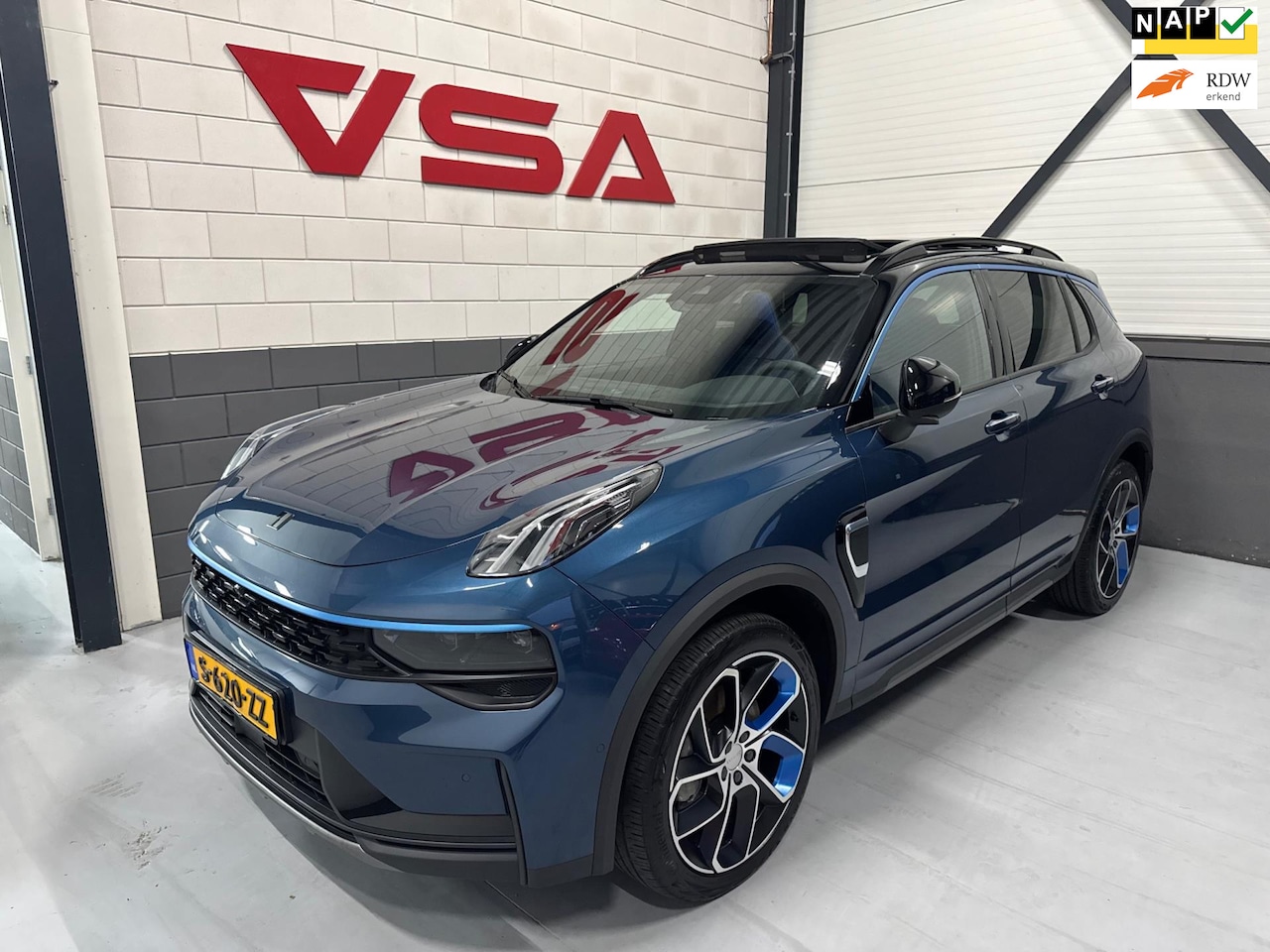 Lynk & Co 01 - 1.5 | Zwarte Hemel | NAP, NL, Garantie, Full-opties - AutoWereld.nl