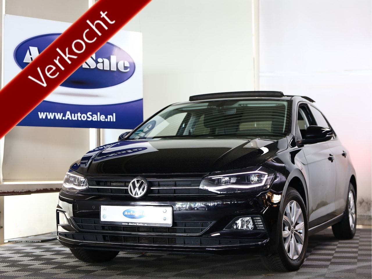 Volkswagen Polo - 1.0 TSI DSG Highline VIRTUAL PANO CARPLAY ACC '18 - AutoWereld.nl