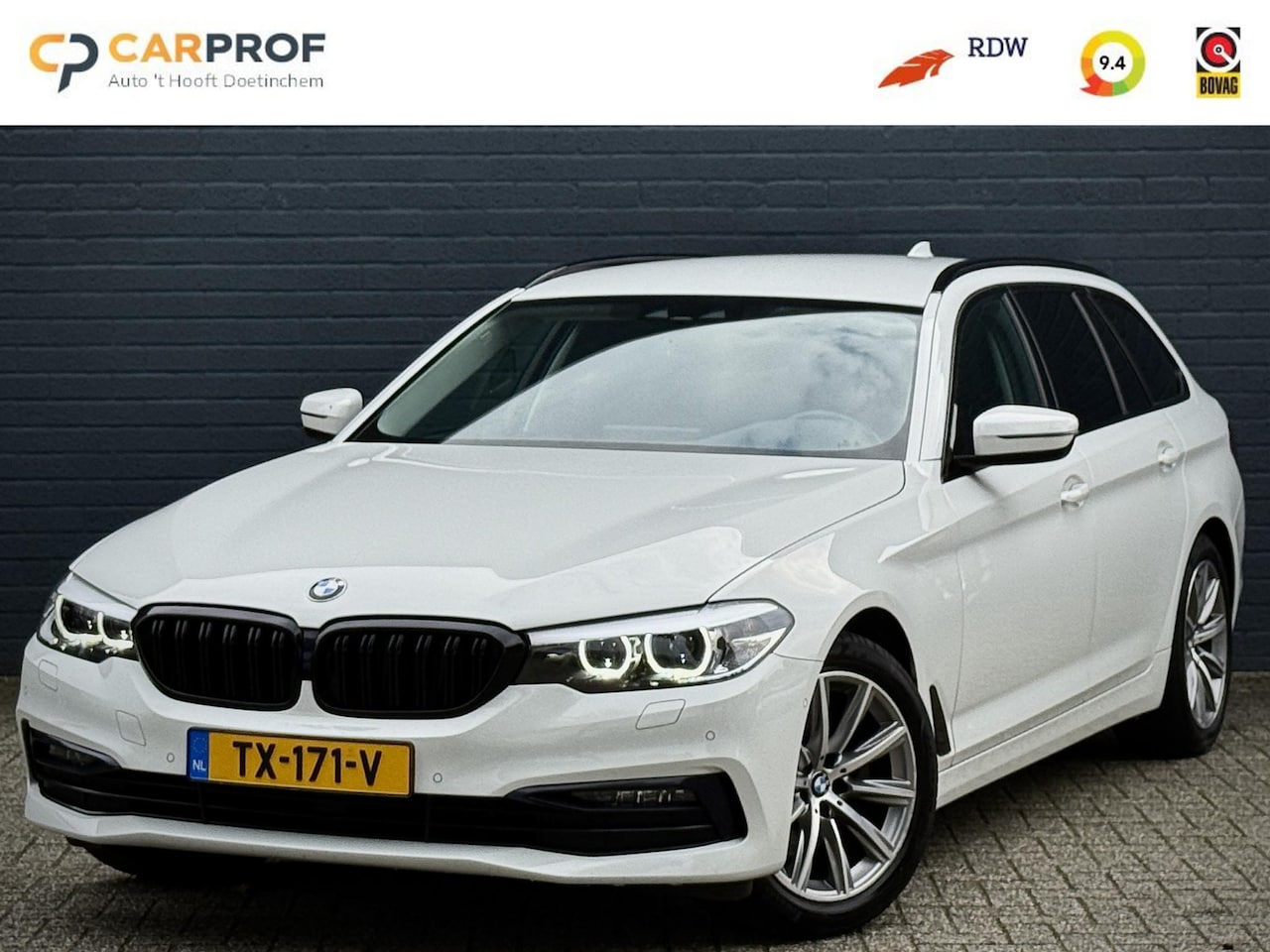 BMW 5-serie Touring - 520i High Executive SPORTLINE / TEKHAAK / AUTOMAAT - AutoWereld.nl