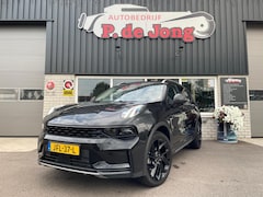 Lynk & Co 01 - 1.5 Hybride, BLACK EDITION 262PK, MEMORY, 360 CAMERA, PANO, CARPLAY, STOELVERW