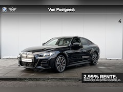 BMW i4 - xDrive40 M-Sport Pro / Elektrisch bediend glazen schuif-/kanteldak / Comfort Acces / Trekh