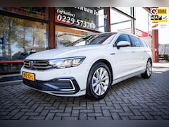 Volkswagen Passat Variant - 1.4 TSI GTE Business | DAB+ | IQ.DRIVE | Parkeer camera | App-Connect | Navigatie | LED |