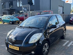 Toyota Yaris - 1.3 VVTi Sol | Airco | Onderhoudsboek | Nwe APK | Elektrische ramen